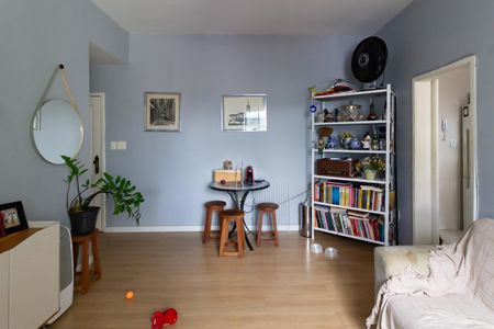 Apartamento para alugar com 67m², 2 quartos e 1 vagaSala 