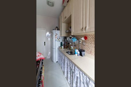 Apartamento para alugar com 67m², 2 quartos e 1 vagaCozinha 