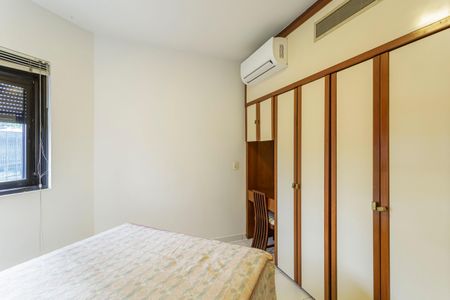Apartamento à venda com 42m², 1 quarto e 1 vagaQuarto