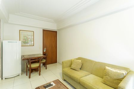 Apartamento à venda com 42m², 1 quarto e 1 vagaSala