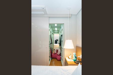 Apartamento à venda com 125m², 3 quartos e 3 vagasCloset da suíte 1