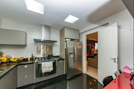 Apartamento à venda com 125m², 3 quartos e 3 vagasCozinha