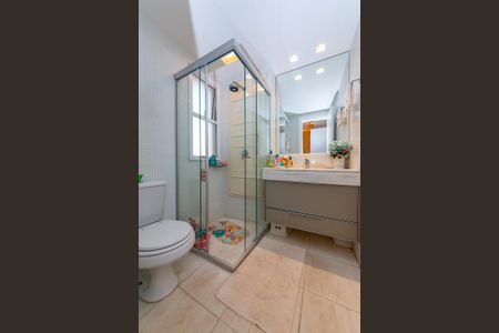 Apartamento à venda com 125m², 3 quartos e 3 vagasBanheiro da Suíte 2