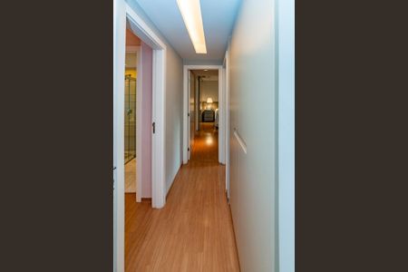 Apartamento à venda com 125m², 3 quartos e 3 vagasCorredor