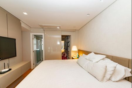 Apartamento à venda com 125m², 3 quartos e 3 vagasSuíte 1