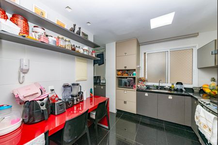 Apartamento à venda com 125m², 3 quartos e 3 vagasCozinha