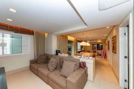 Apartamento à venda com 125m², 3 quartos e 3 vagasSala