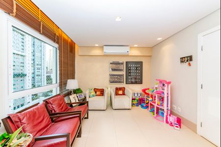 Apartamento à venda com 125m², 3 quartos e 3 vagasSala