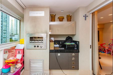 Apartamento à venda com 125m², 3 quartos e 3 vagasVaranda da Sala