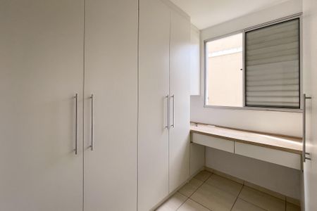 Apartamento à venda com 67m², 3 quartos e 1 vagaQuarto 2