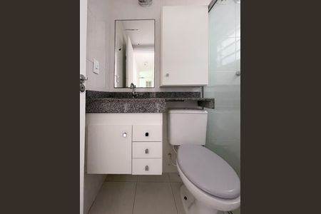 Apartamento à venda com 67m², 3 quartos e 1 vagaBanheiro Social