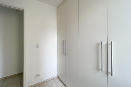 Apartamento à venda com 67m², 3 quartos e 1 vagaQuarto 2