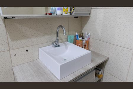 Casa para alugar com 80m², 3 quartos e 1 vagaBanheiro