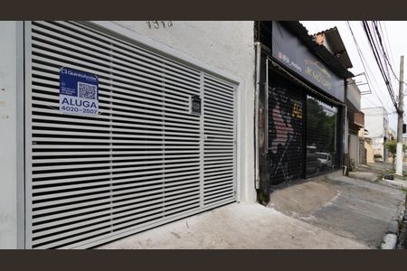 Casa para alugar com 80m², 3 quartos e 1 vagaFachada + Placa