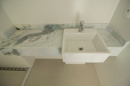 Apartamento à venda com 125m², 3 quartos e 2 vagasBanheiro da Suíte 2