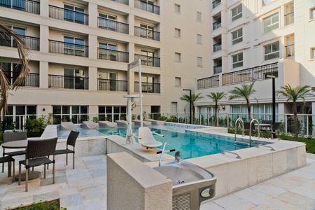 Apartamento à venda com 123m², 3 quartos e 2 vagasÁrea comum - Piscina