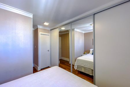 Apartamento à venda com 115m², 3 quartos e 2 vagasQuarto 3 - Suíte