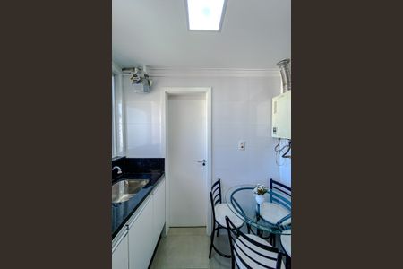 Apartamento à venda com 115m², 3 quartos e 2 vagasÁrea de Serviço