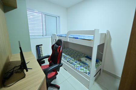 Apartamento para alugar com 69m², 2 quartos e 1 vagaQuarto