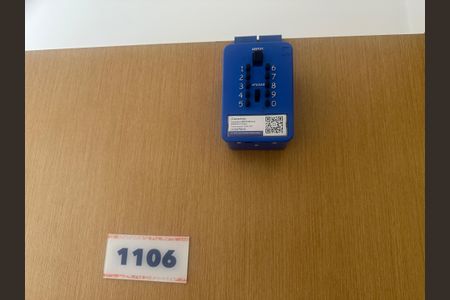 Apartamento para alugar com 69m², 2 quartos e 1 vagalockbox