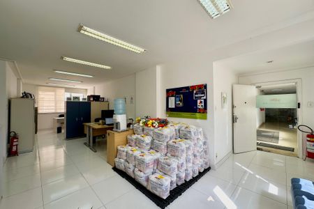 Apartamento à venda com 76m², 1 quarto e sem vagaSala