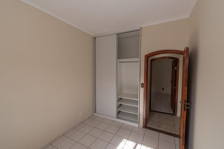 Casa para alugar com 190m², 3 quartos e 3 vagasQuarto 2