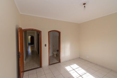 Casa para alugar com 190m², 3 quartos e 3 vagasSuite