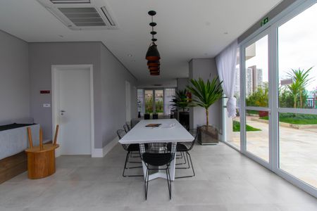 Apartamento à venda com 58m², 2 quartos e 1 vagaÁrea comum