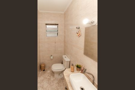 Casa à venda com 141m², 3 quartos e 3 vagasLavabo