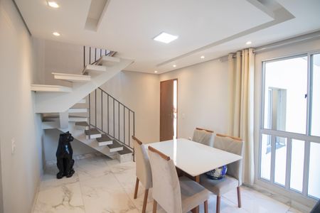 Apartamento à venda com 90m², 2 quartos e 1 vagaSala