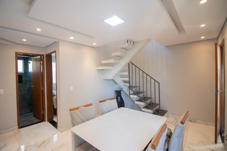 Apartamento à venda com 90m², 2 quartos e 1 vagaSala