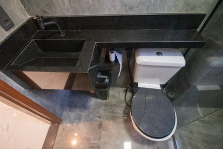 Apartamento à venda com 90m², 2 quartos e 1 vagaBanheiro Social