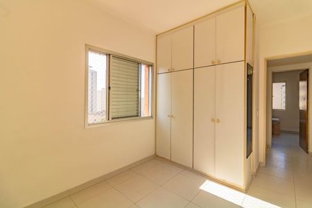 Apartamento à venda com 70m², 3 quartos e 1 vagaQuarto 2