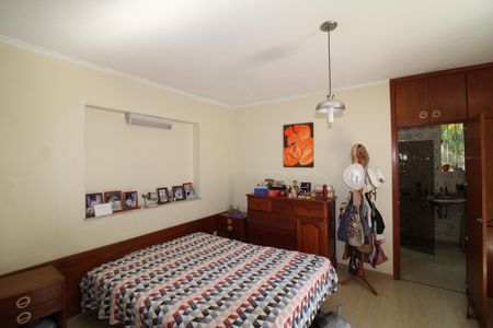 Casa à venda com 653m², 3 quartos e 7 vagasSuíte