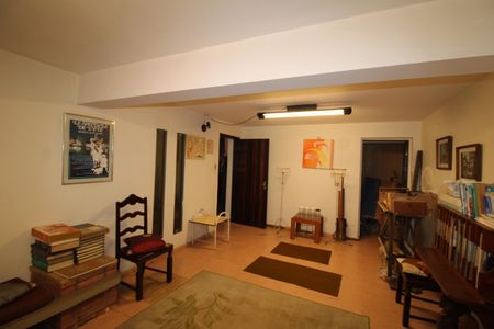 Casa à venda com 653m², 3 quartos e 7 vagasEdícula