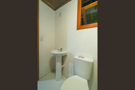 Casa de condomínio à venda com 179m², 3 quartos e 2 vagasBanheiro Suite 2