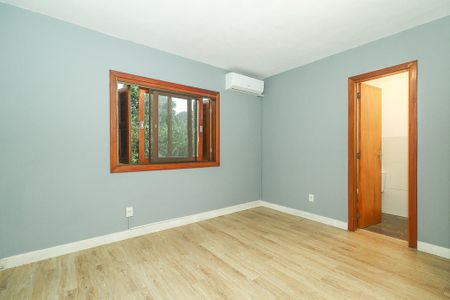 Casa de condomínio à venda com 179m², 3 quartos e 2 vagasQuarto Suíte