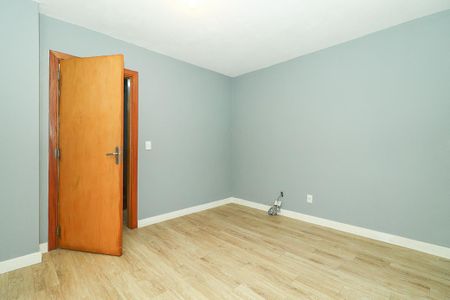 Casa de condomínio à venda com 179m², 3 quartos e 2 vagasQuarto Suíte