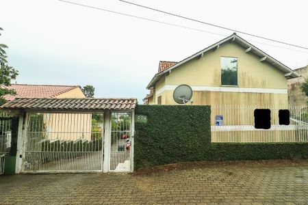 Casa de condomínio à venda com 179m², 3 quartos e 2 vagasFachada