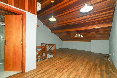 Casa de condomínio à venda com 179m², 3 quartos e 2 vagasQuarto Suite 2