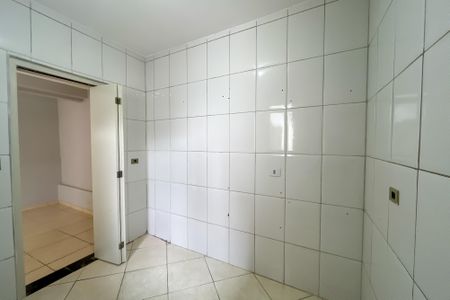 Casa para alugar com 35m², 1 quarto e sem vagaQuarto