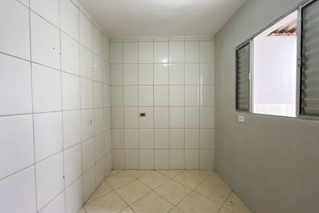 Casa para alugar com 35m², 1 quarto e sem vagaQuarto
