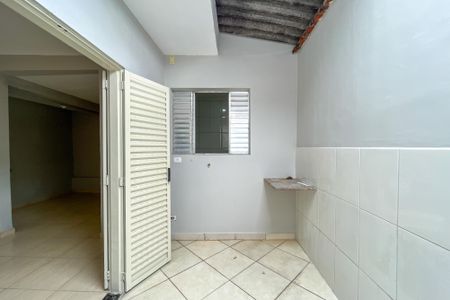 Casa para alugar com 35m², 1 quarto e sem vagaÁrea de Serviço