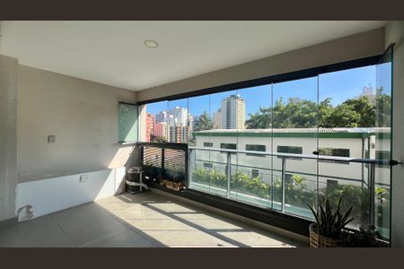 Apartamento à venda com 73m², 2 quartos e 1 vagaVaranda