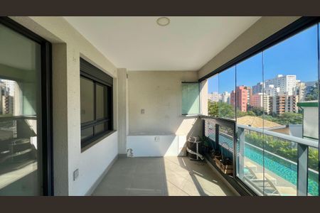 Apartamento à venda com 73m², 2 quartos e 1 vagaVaranda