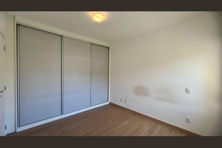 Apartamento à venda com 73m², 2 quartos e 1 vagaSuite