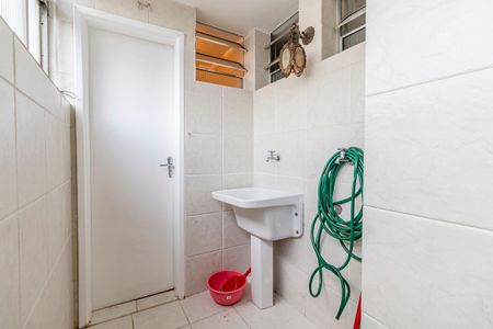 Apartamento à venda com 110m², 3 quartos e 1 vagaÁrea de Serviço