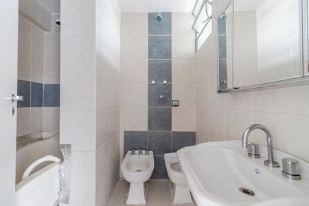 Apartamento à venda com 110m², 3 quartos e 1 vagaBanheiro da Suíte