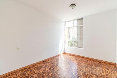 Apartamento à venda com 110m², 3 quartos e 1 vagaQuarto 2