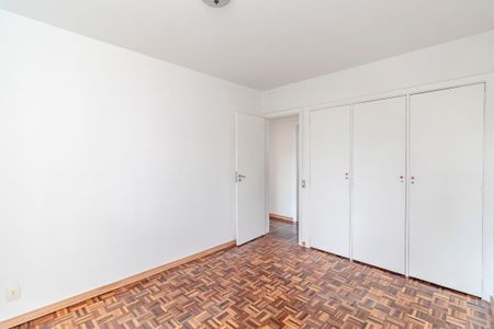 Apartamento à venda com 110m², 3 quartos e 1 vagaQuarto 2